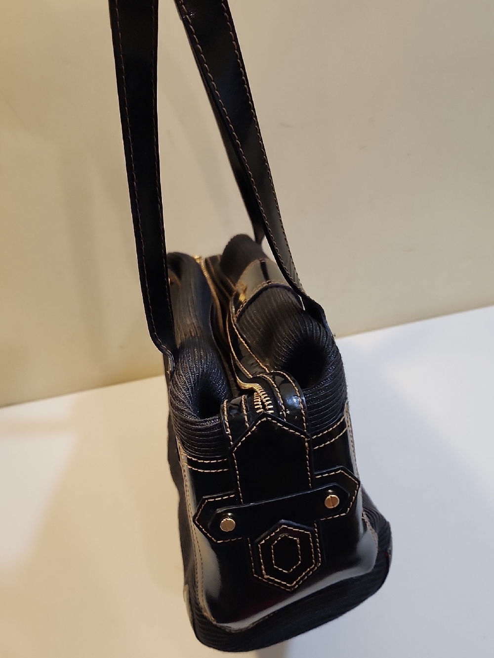 ERIC JAVITS NY Black Shoulder Tote Bag  with Red Interior - Picture 9 of 16